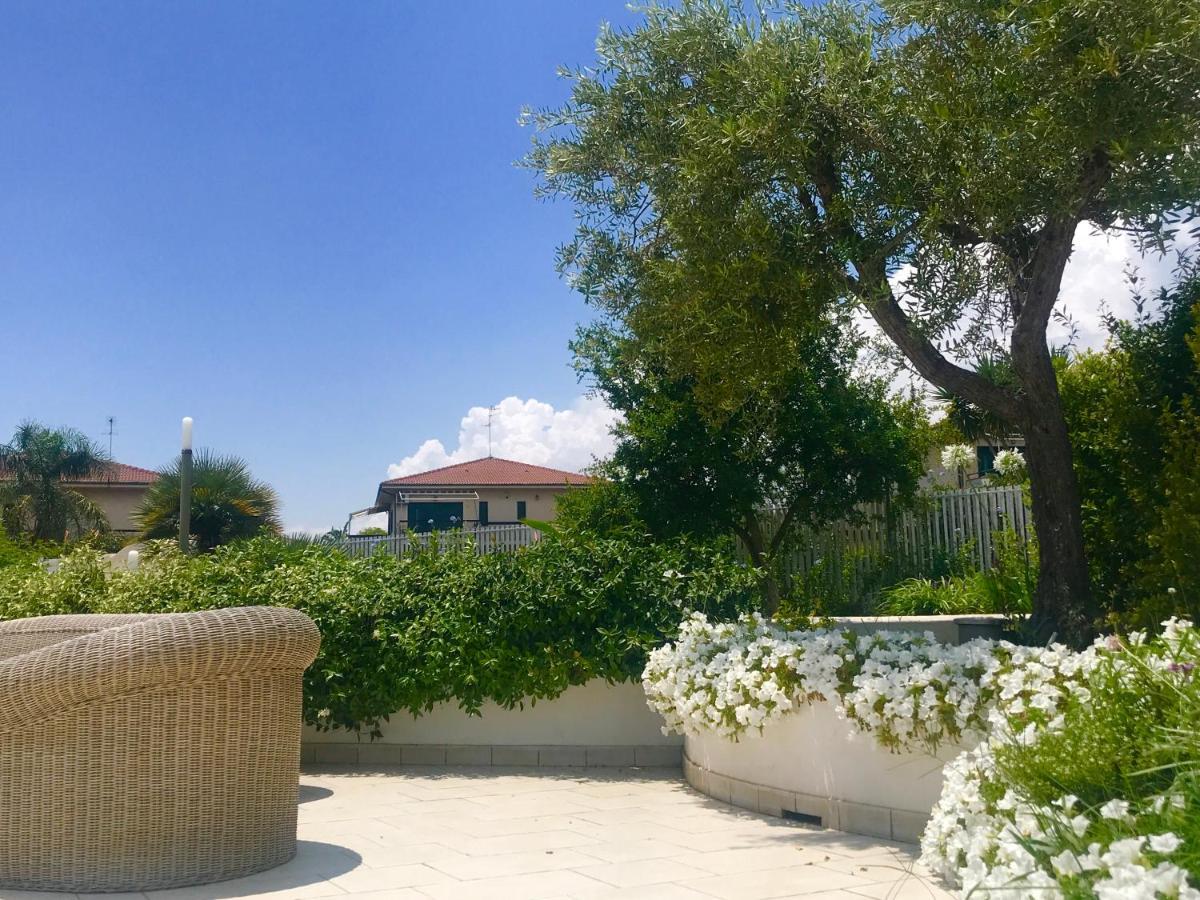Path House - Etna & Sea View Aparthotel Рипосто Екстериор снимка