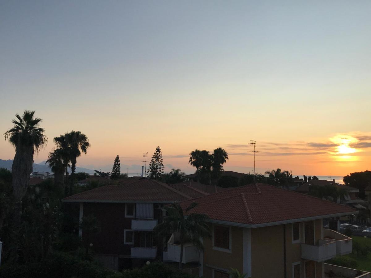 Path House - Etna & Sea View Aparthotel Рипосто Екстериор снимка