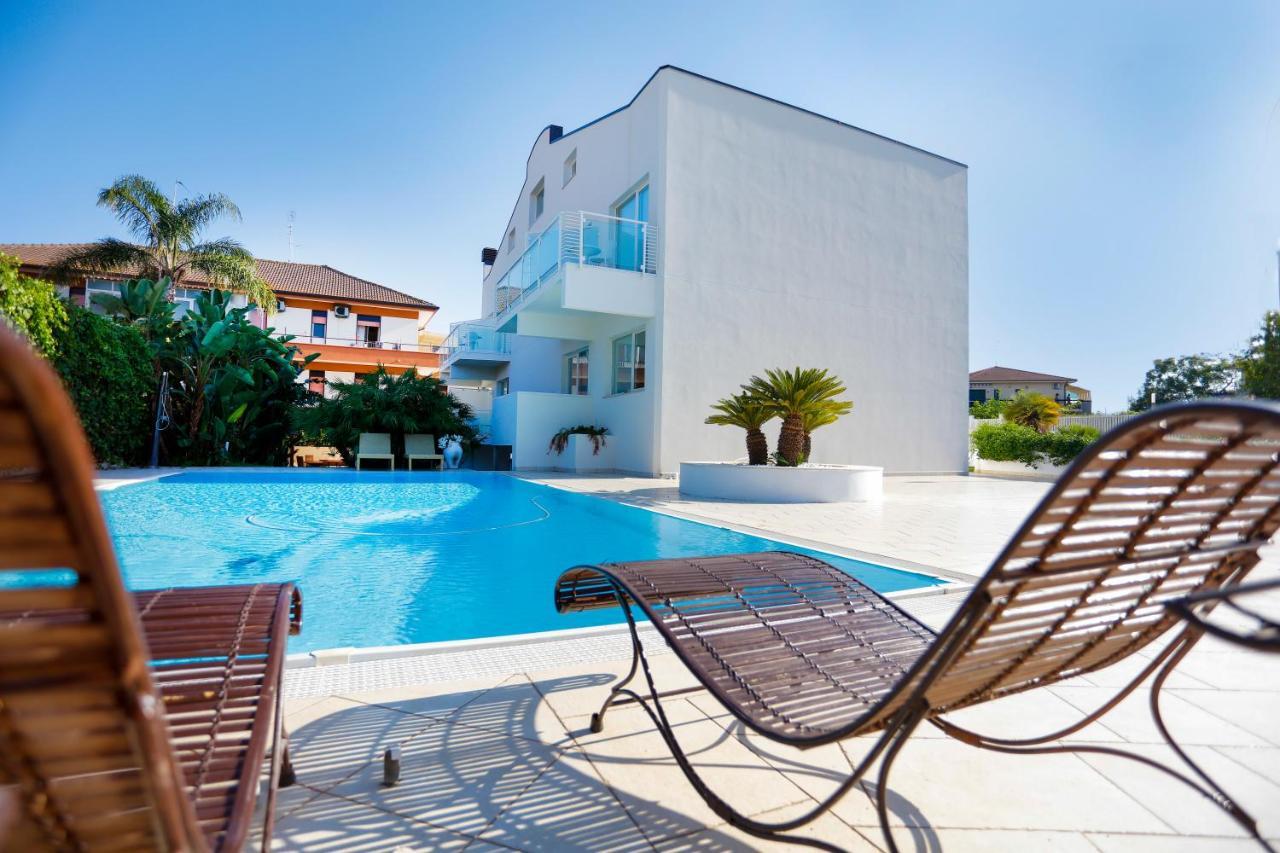 Path House - Etna & Sea View Aparthotel Рипосто Екстериор снимка